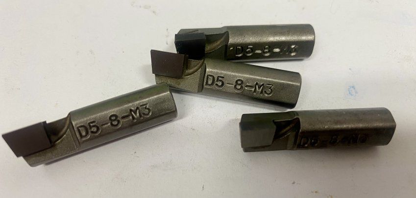 D5 8
