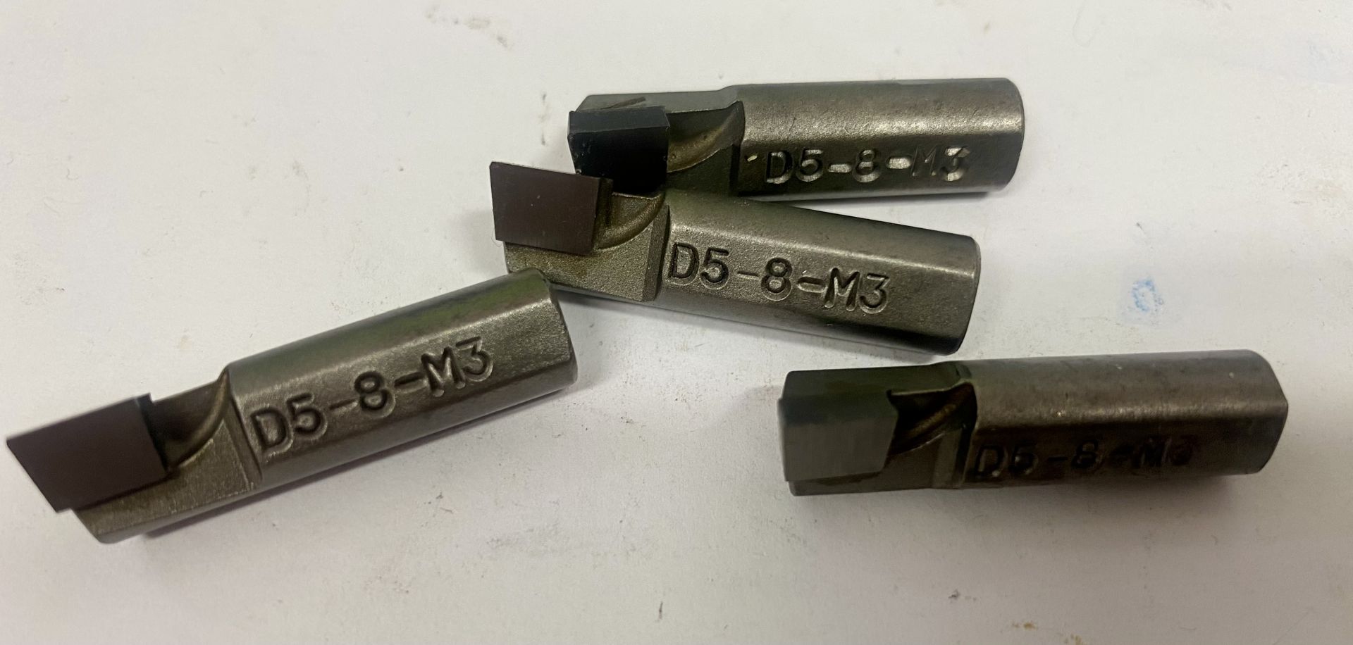 d5 8